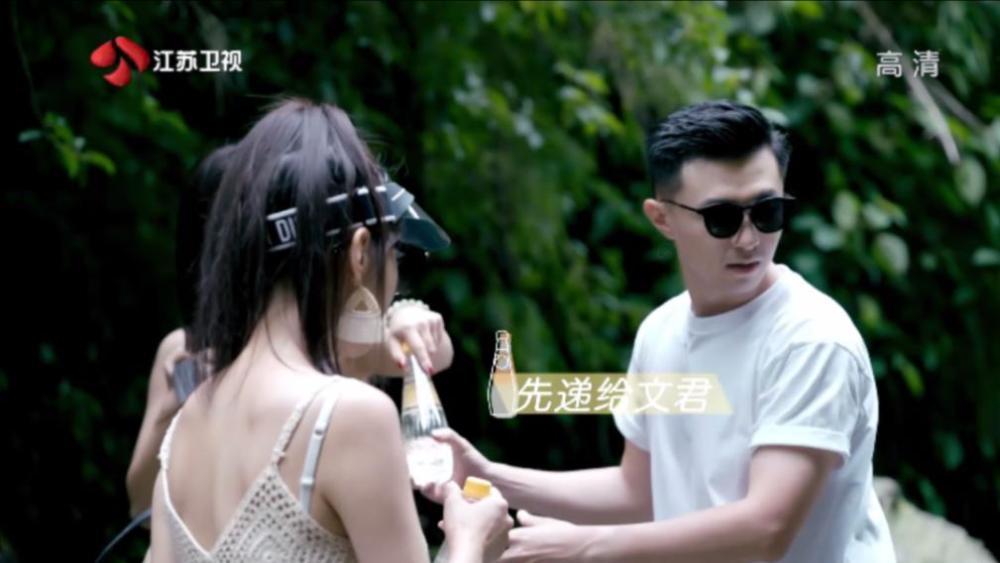 竞技游戏